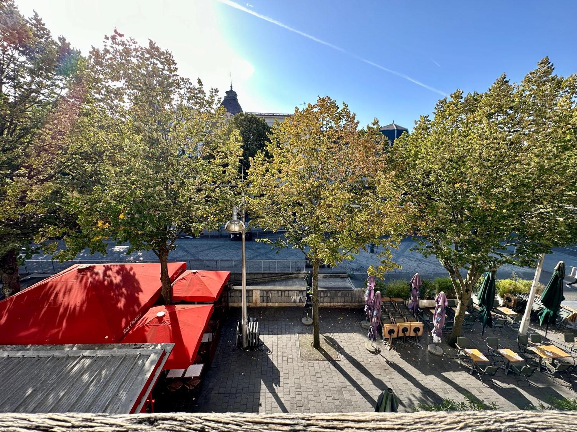 Petra - Appartement Climatise En Hypercentre Reims Exterior photo